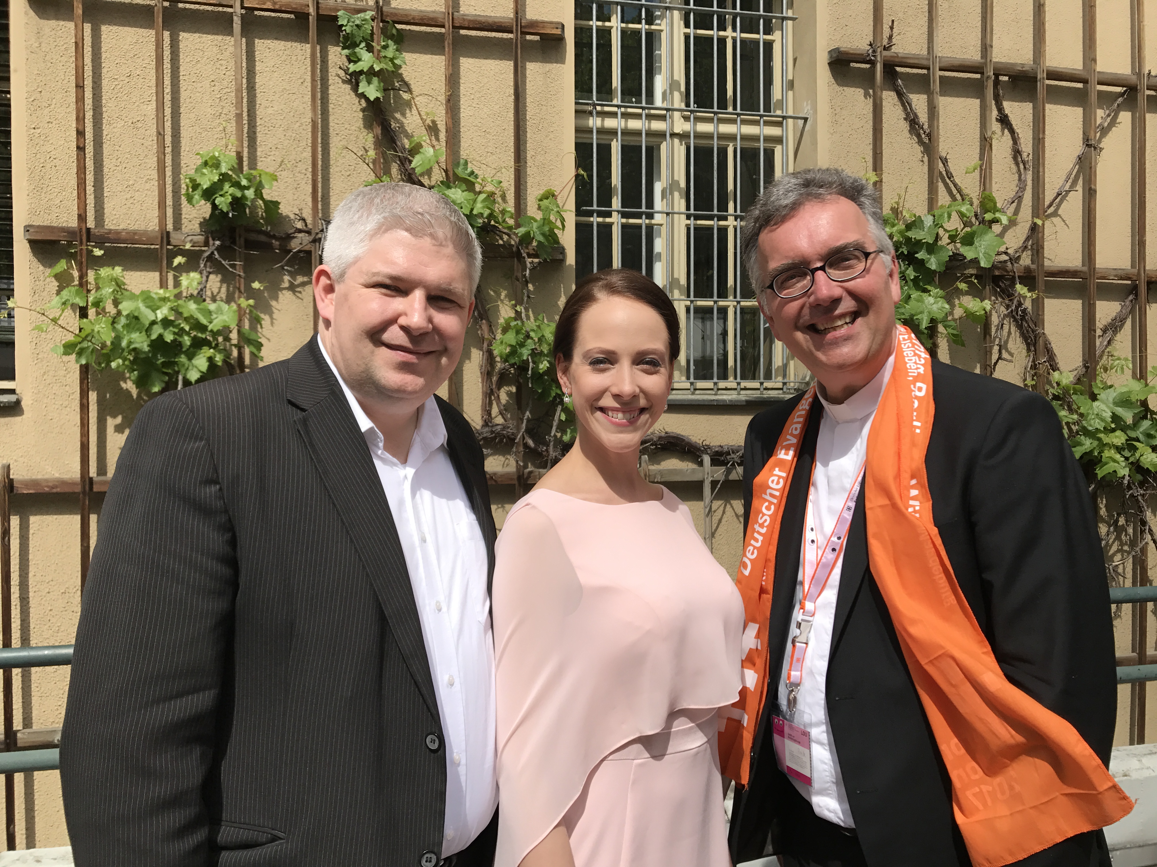 Voice Over Piano bei einem Sommerfest in Berlin